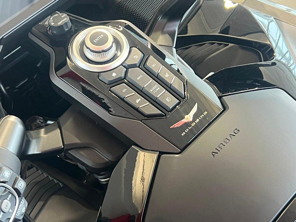 Honda GL1800 Gold Wing Tour DCT