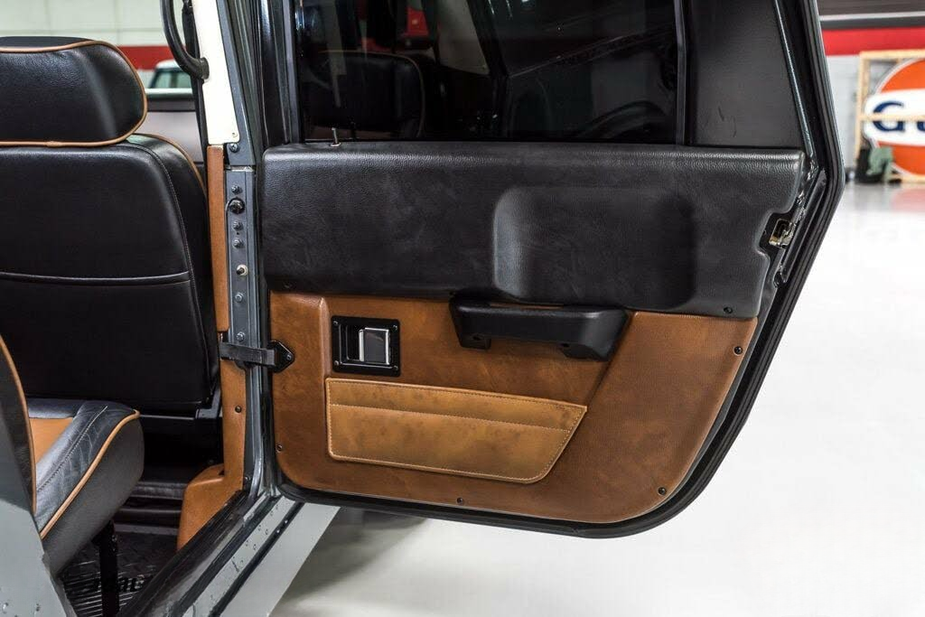 Hummer H1 Alpha door