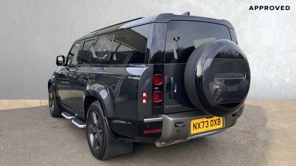 Land Rover Defender 130 back exterior