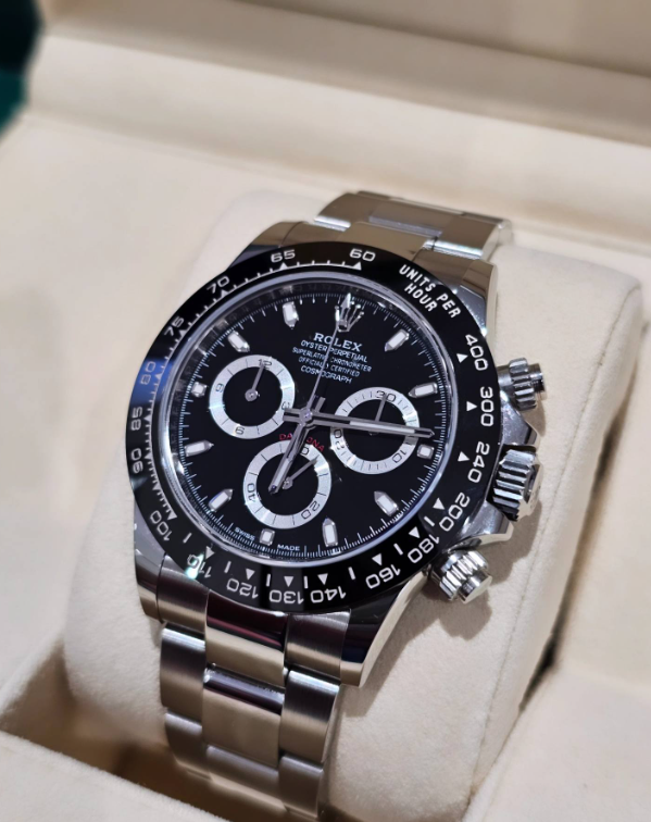 Rolex Cosmograph Daytona Oystersteel Black Dial crown