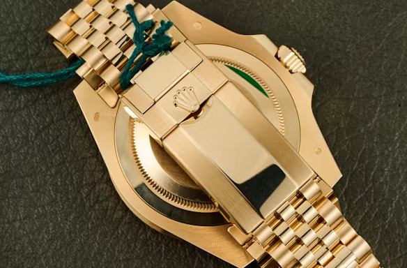Rolex GMT-Master II Yellow Gold Jubilee Band clasp