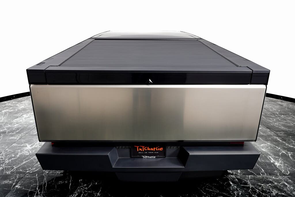 Tesla Cybertruck back