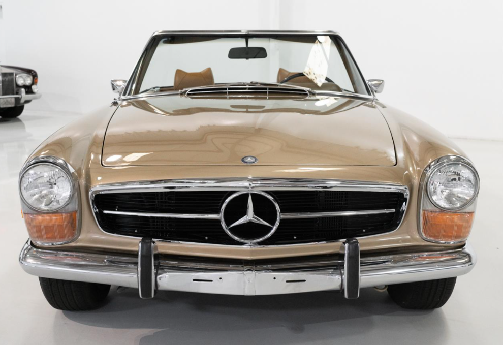 Mercedes-Benz 280SL front