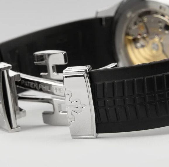 Patek Philippe Aquanaut clasp