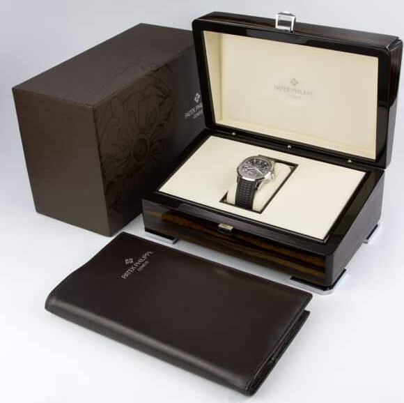 Patek Philippe Aquanaut box