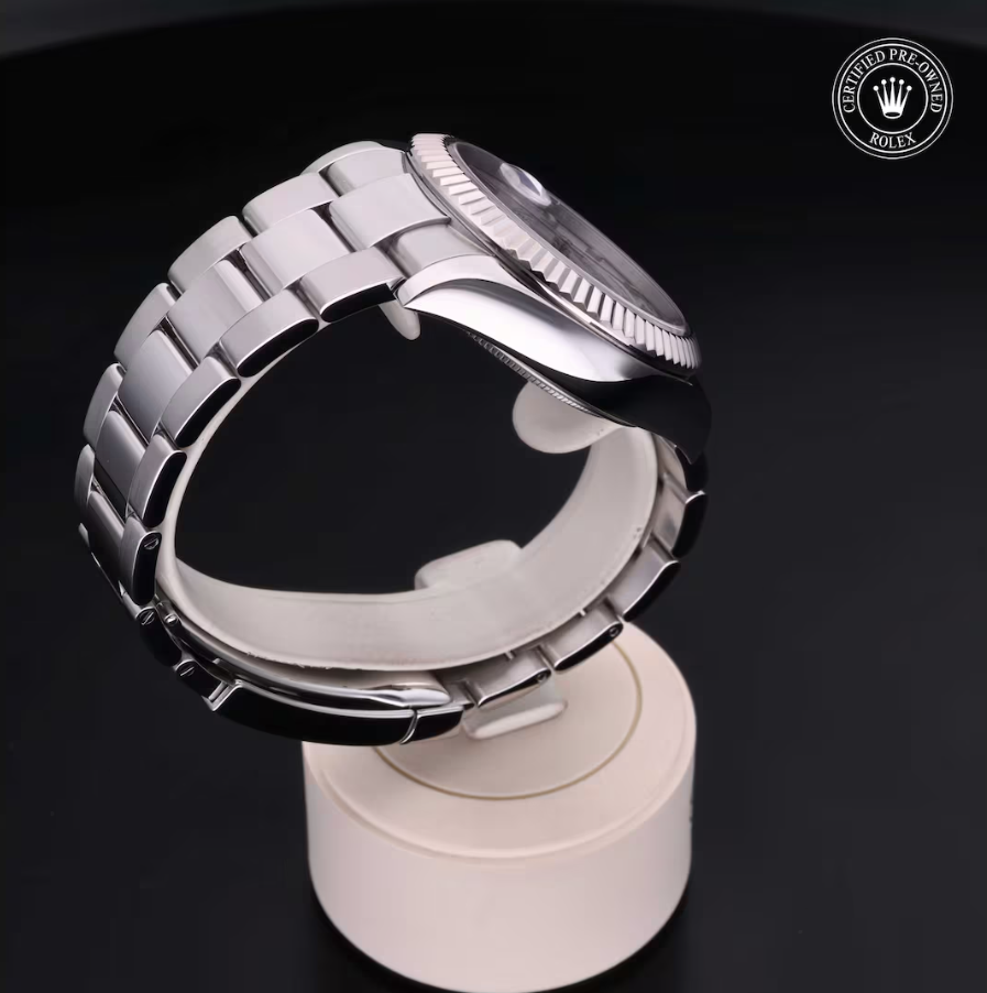 Pre-Owned Rolex Sky-Dweller White Gold 42mm - Image 4