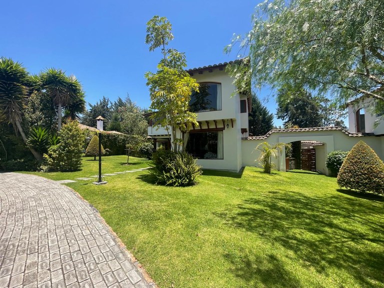 2 Bedroom House in Cotacachi, Imbabura, Ecuador - immagine 2