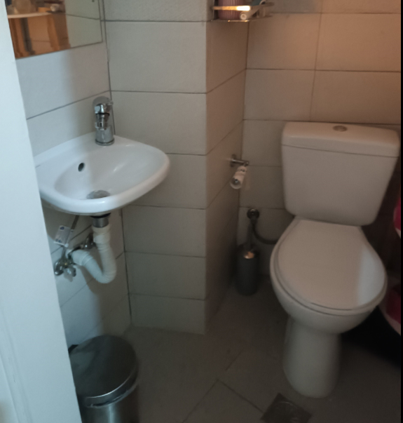 Dimitrios Greece Apartment bathroom