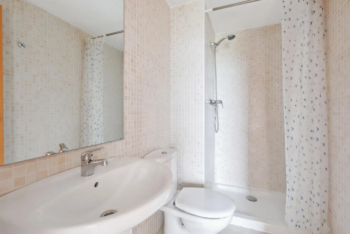 Empuriabrava Spain Apartment bathroom