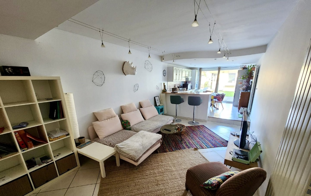 Grenade France House bitcoin, crypto, luxury homes