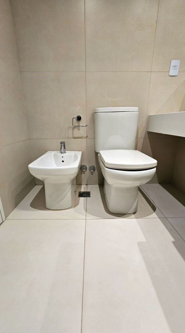 Buenos Aires Argentina Apartment toilet
