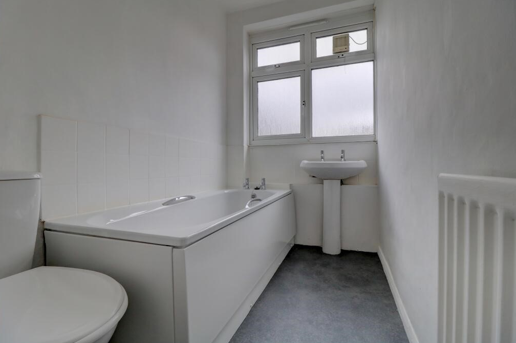 Canterbury United Kingdom Apartment bathroom